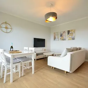 https://lira-apartament.sopothotels.com